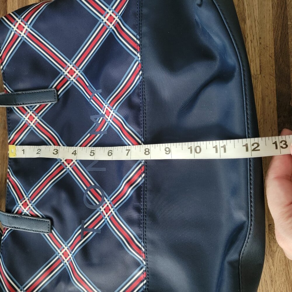 Tommy Hilfiger Mariana II Plaid Print Tote Bag features a navy blue plaid design - Picture 9 of 11